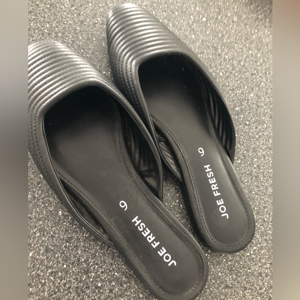 Joe Fresh Black Women's Slip on Flats